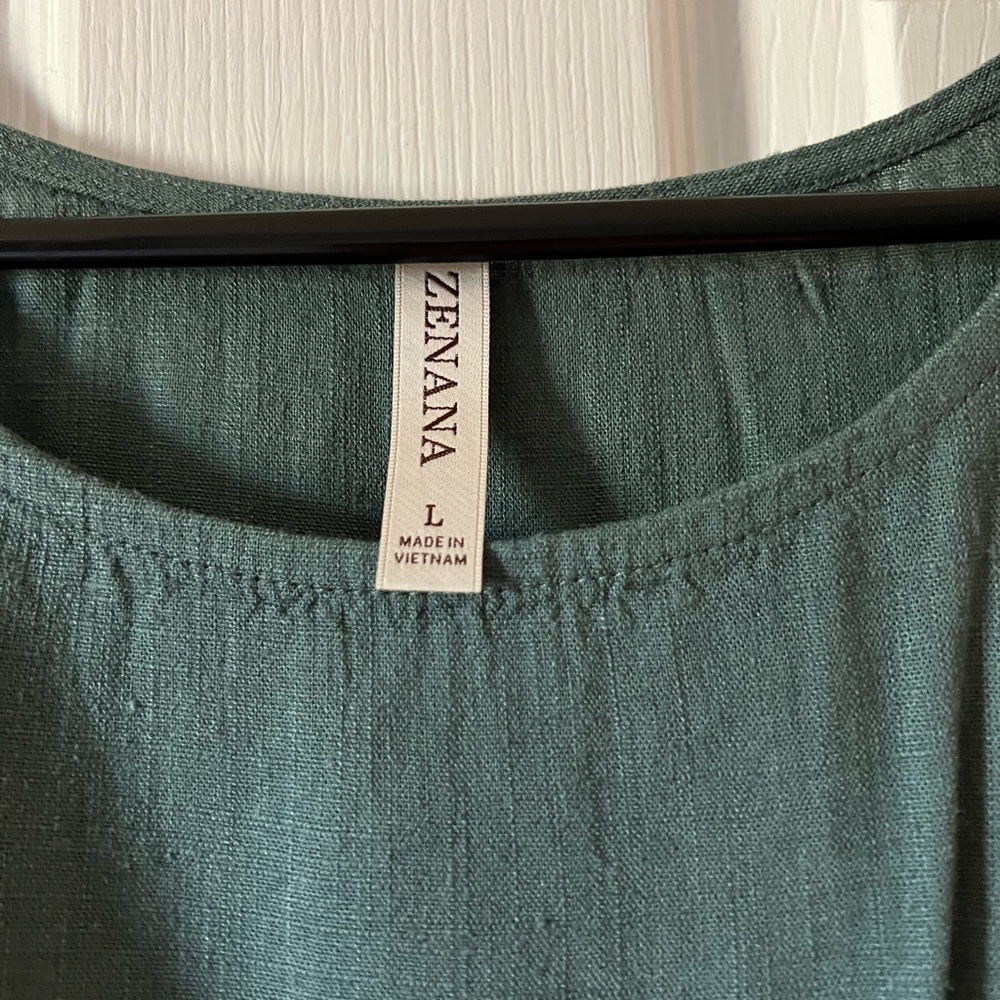 Zenana Outfitters Teal Blouse